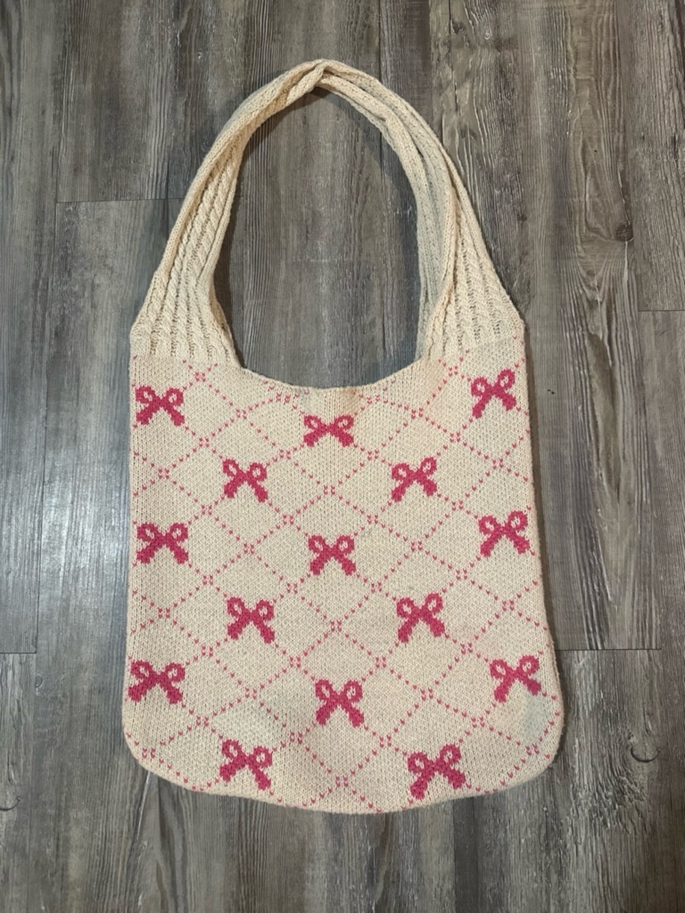 Cream Knit Shoulder Bag with Pink Bow Motif